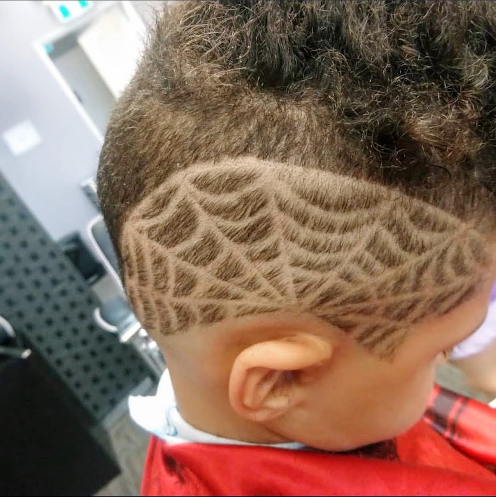 Classic Cuts Barber Shop | 3017 66 St NW, Edmonton, AB T6K 4B2, Canada | Phone: (780) 757-3588