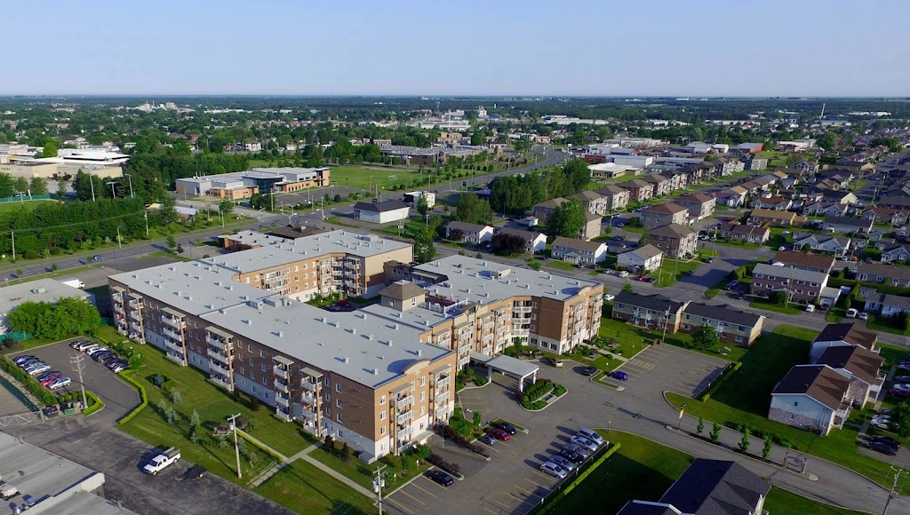 La Seigneurie Le Victorin | 5 Pl. de lEspérance, Victoriaville, QC G6S 0R8, Canada | Phone: (819) 758-5222