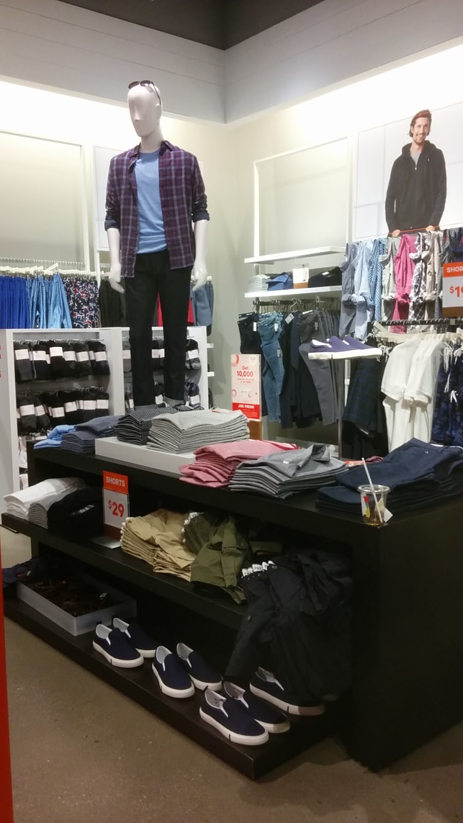 Joe Fresh | 589 Queen St W Unit 4, Toronto, ON M5V 2B7, Canada | Phone: (416) 361-6342