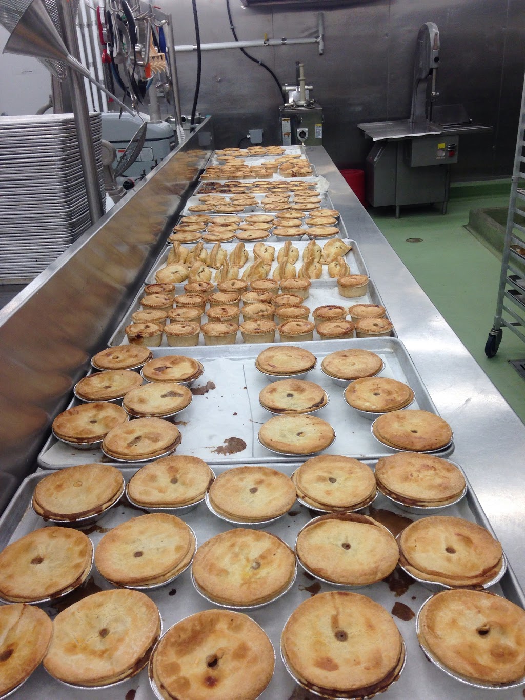 The British Grocer | 1240 Burloak Drive, Burlington, ON L7L 6B3, Canada | Phone: (905) 332-3883
