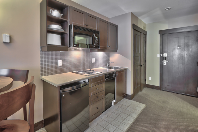 Mosaic - Boutique Suites by Blue Mountain Resorts | 190 Jozo Weider Blvd, The Blue Mountains, ON L9Y 3Z2, Canada | Phone: (833) 583-2583