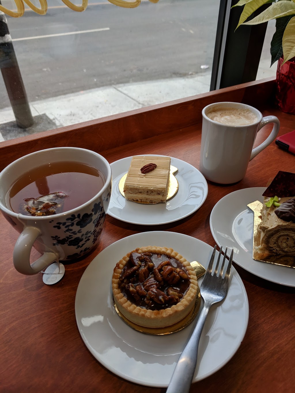 Le Ptit Atelier, Boulangerie & Pâtisserie | 427 Rue Jarry E, Montréal, QC H2P 1V2, Canada | Phone: (438) 386-7116