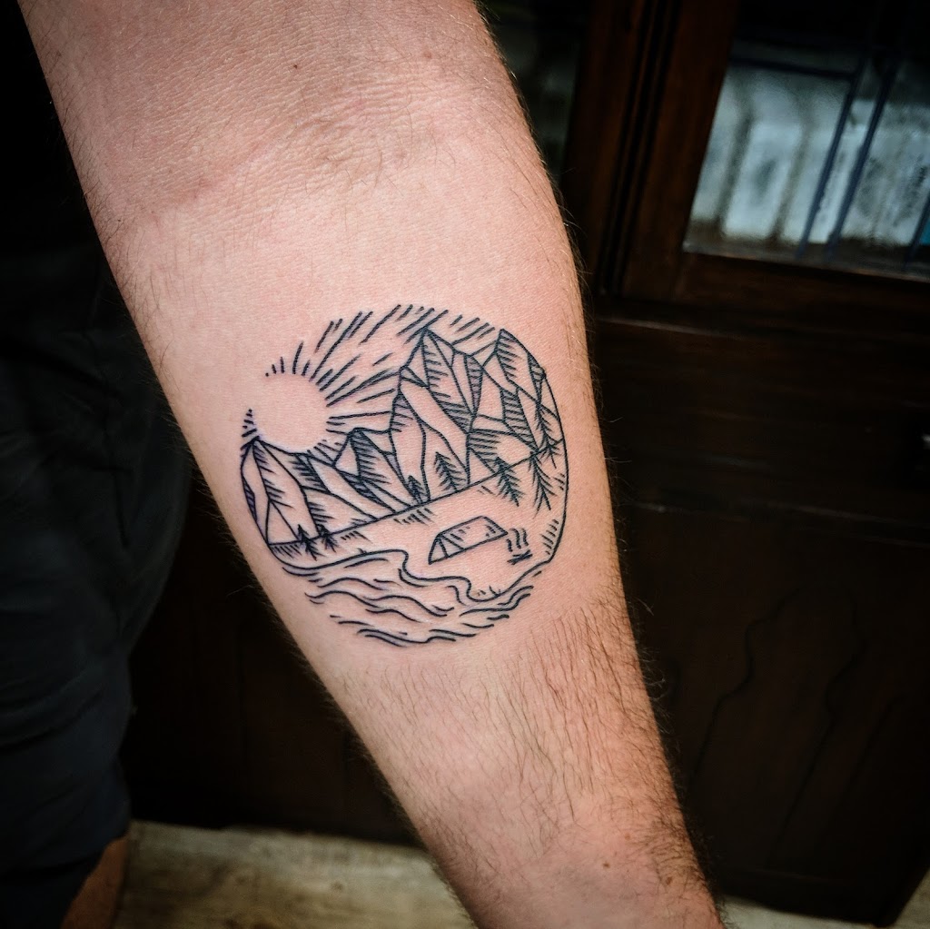 Erstwhile | 175 Rue Léonard, Mont-Tremblant, QC J8E 3K1, Canada | Phone: (819) 429-6777
