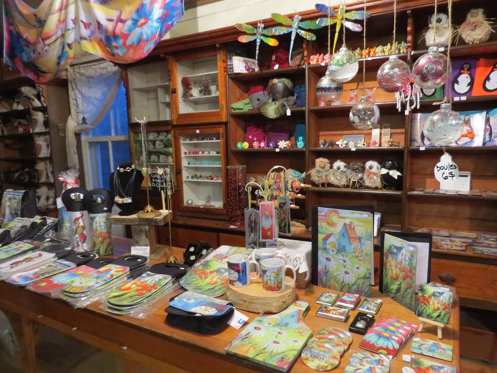 Suzanne Claveau Artiste Peintre | 388 2e Avenue, Portneuf, QC G0A 2Y0, Canada | Phone: (418) 572-0455