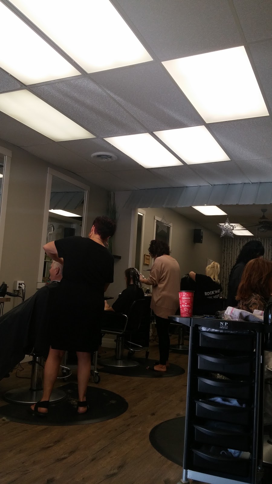 RockN Micks Hair Hut | 49 Finch Dr, Sarnia, ON N7S 5C6, Canada | Phone: (519) 336-1488