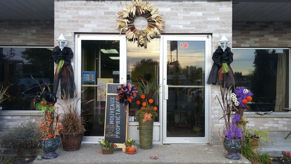 Bouquet De Campagne | 18 Rue Alcide-Savoie, Sherbrooke, QC J1C 0T4, Canada | Phone: (819) 846-4441