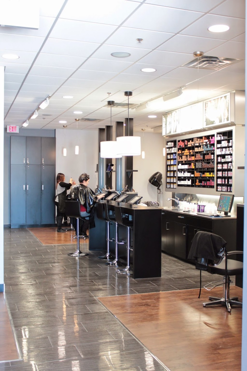 Moncton Head Shoppe | 1633 Mountain Rd, Moncton, NB E1G 1A5, Canada | Phone: (506) 858-9464