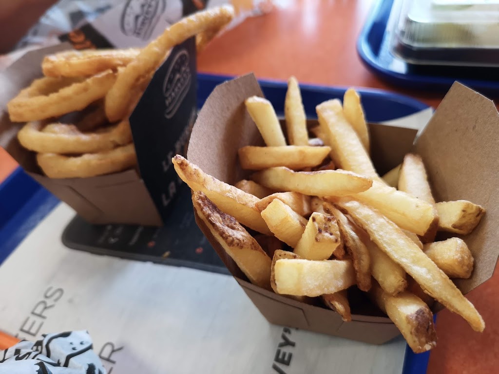 Harveys | 3095 Dougall Ave, Windsor, ON N9E 1S3, Canada | Phone: (519) 972-4826