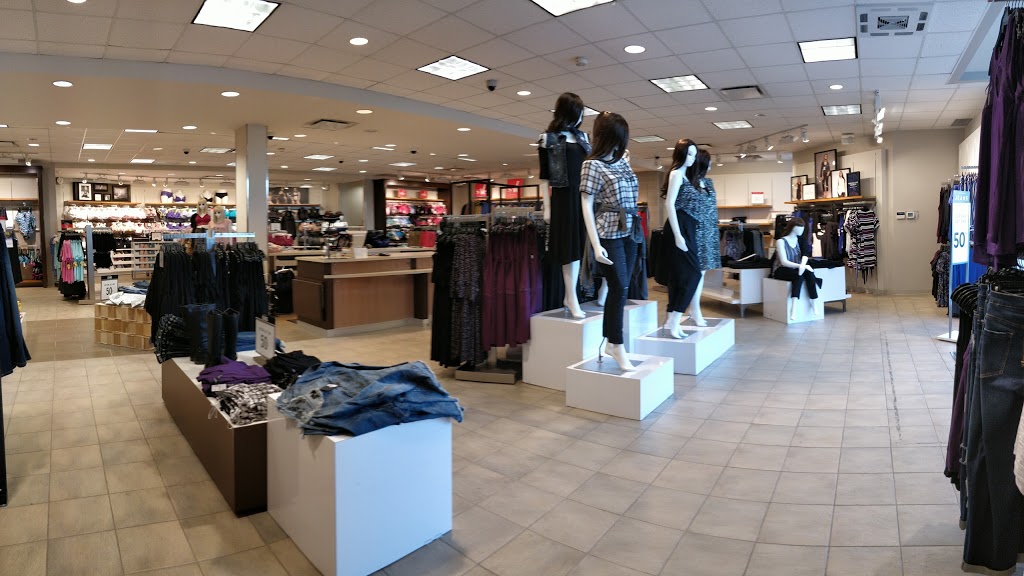 Addition Elle | 7302 Market Crossing, Burnaby, BC V5J 0A2, Canada | Phone: (604) 431-0993