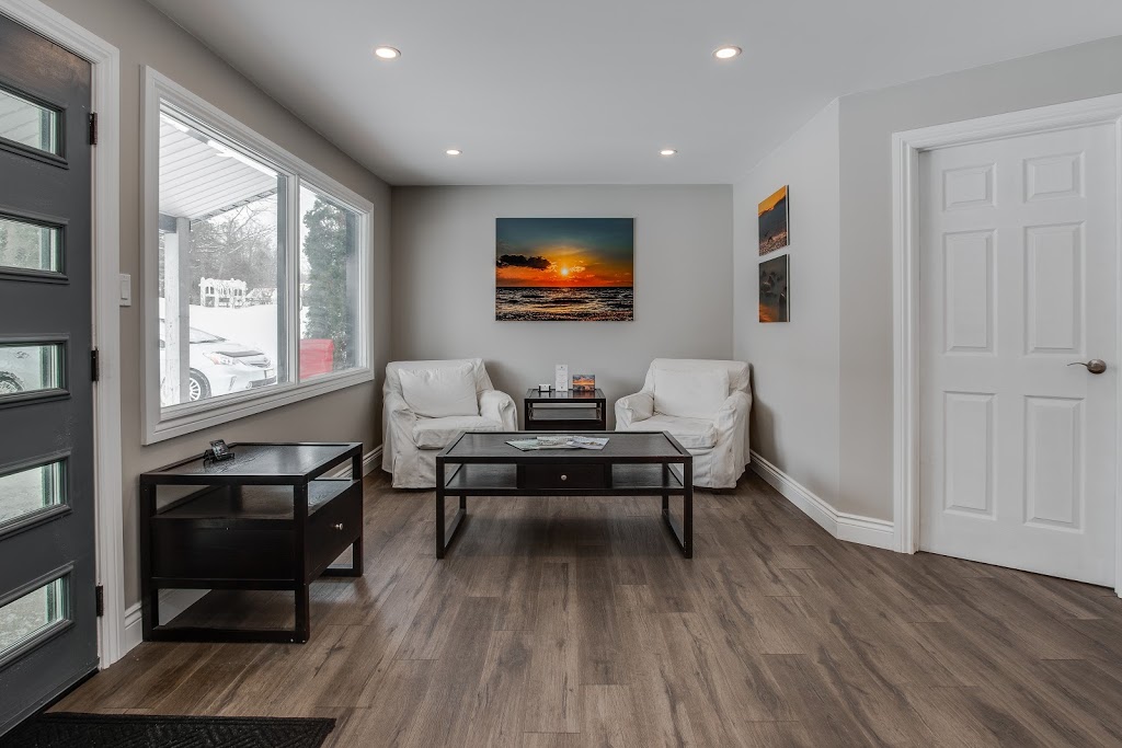 Royal Lepage Luxury Real Estate | 363 Balm Beach Rd W, Tiny, ON L0L 2J0, Canada | Phone: (705) 737-7629