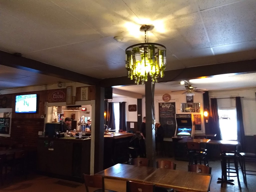 Dominion House | 3140 Sandwich St, Windsor, ON N9C 1A7, Canada | Phone: (519) 971-7400