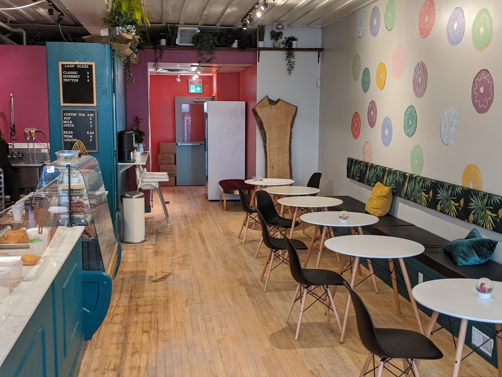 Lady Glaze Doughnuts | 701 Belmont Ave W, Kitchener, ON N2M 1P1, Canada | Phone: (519) 954-2424