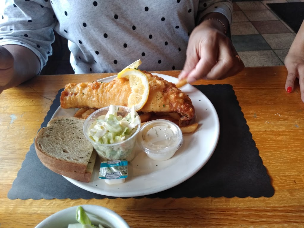The Landing Bar and Grill | 4345 Genesee St, Cheektowaga, NY 14225, USA | Phone: (716) 204-2290