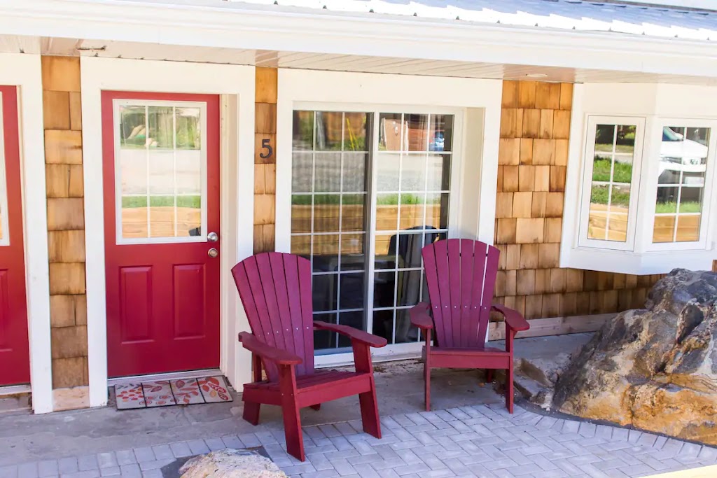 More Time In Muskoka | 581 Phillip St E, Gravenhurst, ON P1P 1M3, Canada | Phone: (705) 710-0418