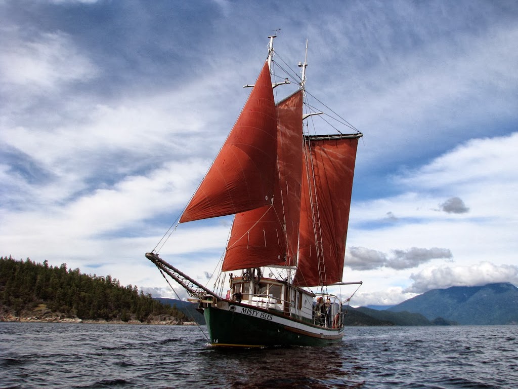 Misty Isles Adventures | Cortes Island, 1425 Carrington Bay Rd, Whaletown, BC V0P 1Z0, Canada | Phone: (250) 935-6756