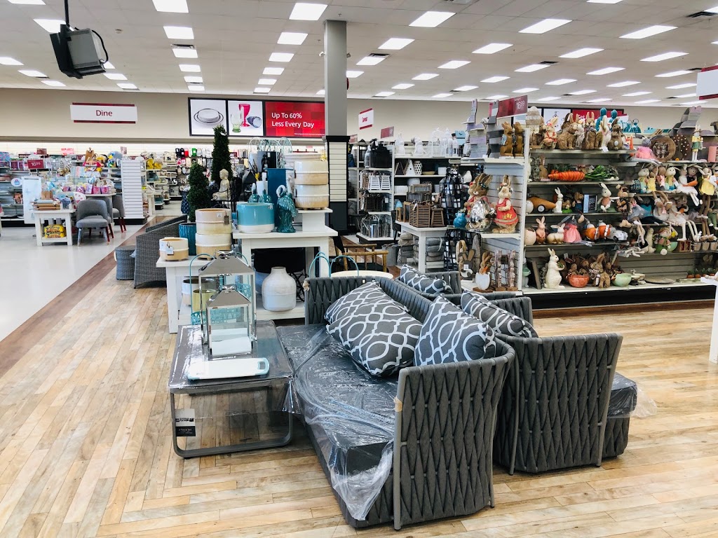 Winners & HomeSense | 19800 Lougheed Hwy, Pitt Meadows, BC V3Y 2W1, Canada | Phone: (604) 465-4330