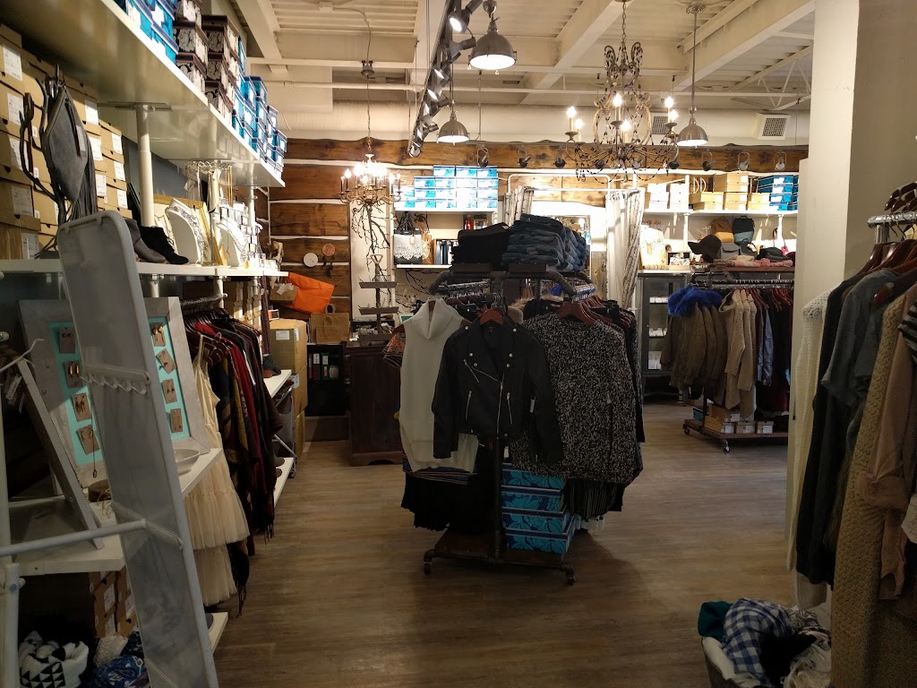Cabin108 | 108 Banff Ave, Banff, AB T1L, Canada | Phone: (403) 762-2108