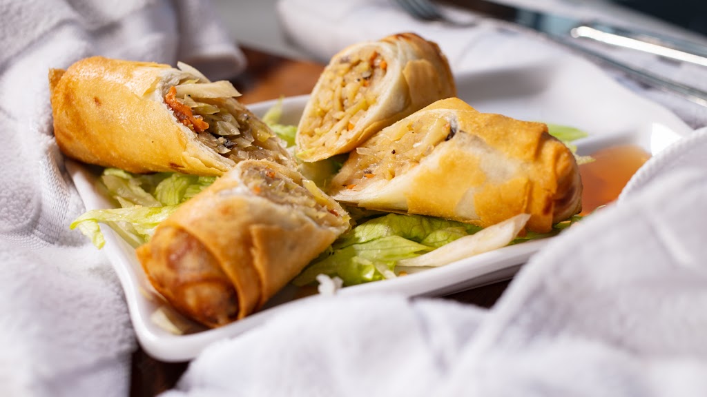 The Friendly Thai | 223 Roncesvalles Ave, Toronto, ON M6R 2L6, Canada | Phone: (416) 535-0111