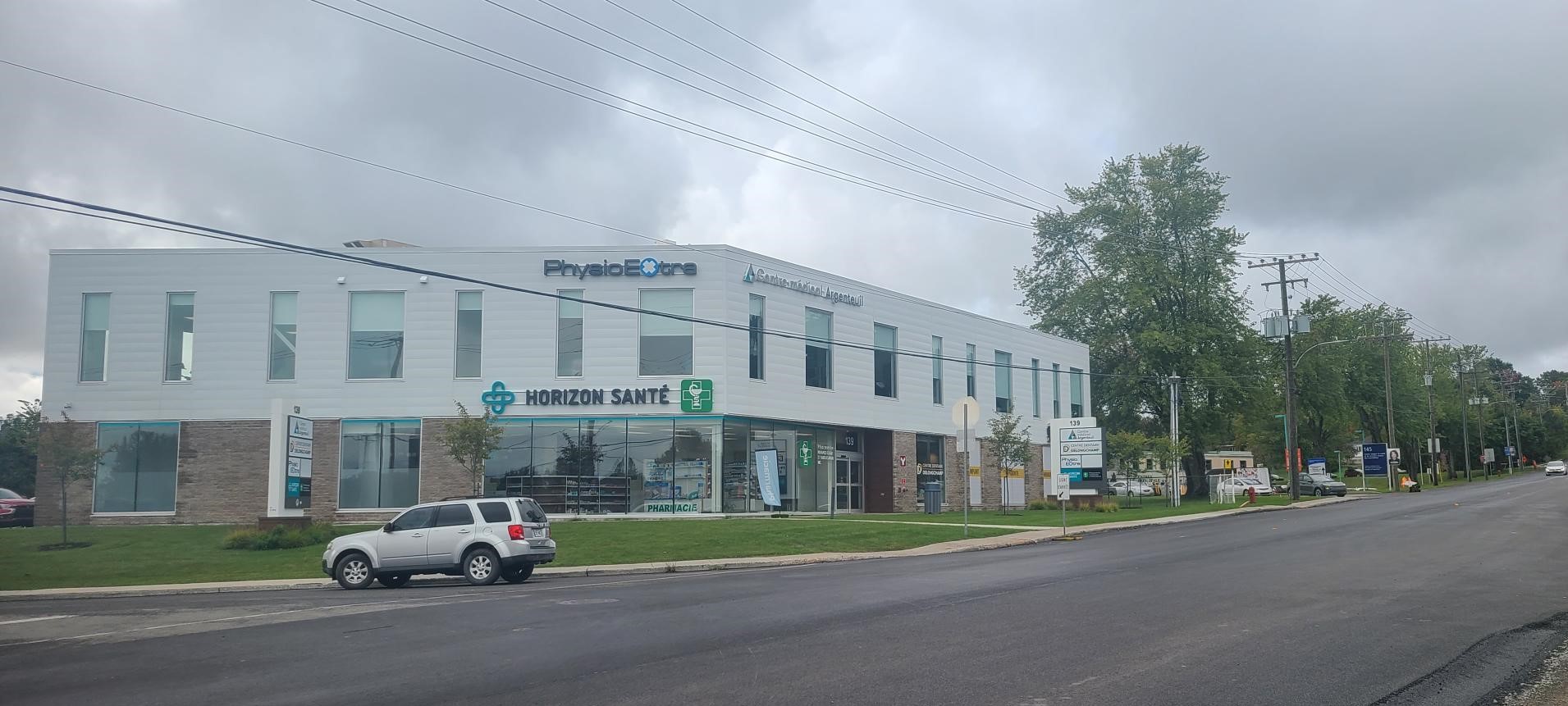Pharmacie  Horizon Santé M. Elsaid & Tarek E.(Lachute) | 139 Av. de la Providence, Lachute, QC J8H 4E9, Canada | Phone: (450) 562-1555