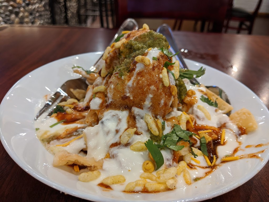 akash Chaat House | 14981 Marine Dr, White Rock, BC V4B 1C3, Canada | Phone: (604) 385-5555