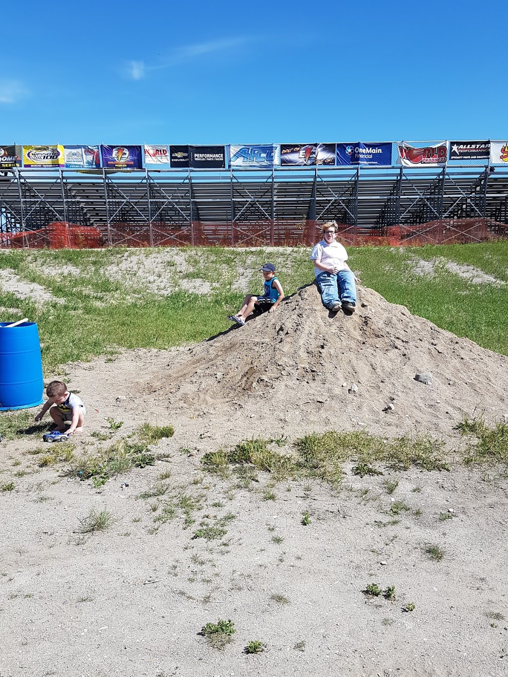 ALH Motor Speedway | Rd 32 N, Morden, MB R6M 1B5, Canada | Phone: (204) 822-4554