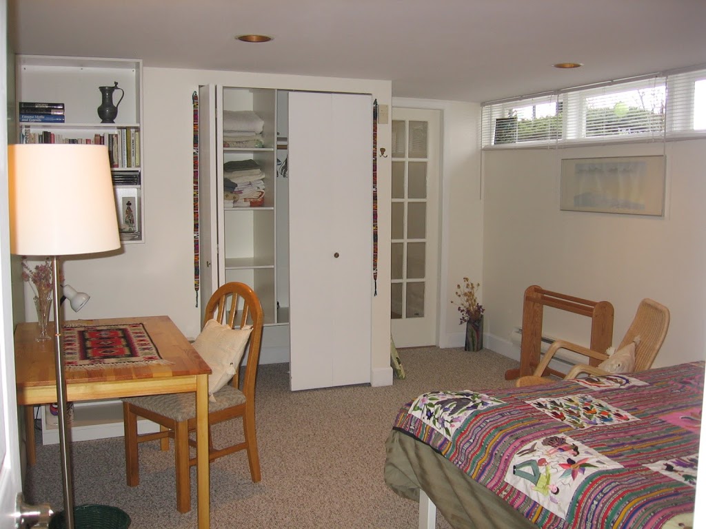Fraser Riverview Holiday Apartment | 21496 River Rd, Maple Ridge, BC V2X 2B6, Canada | Phone: (604) 467-2783