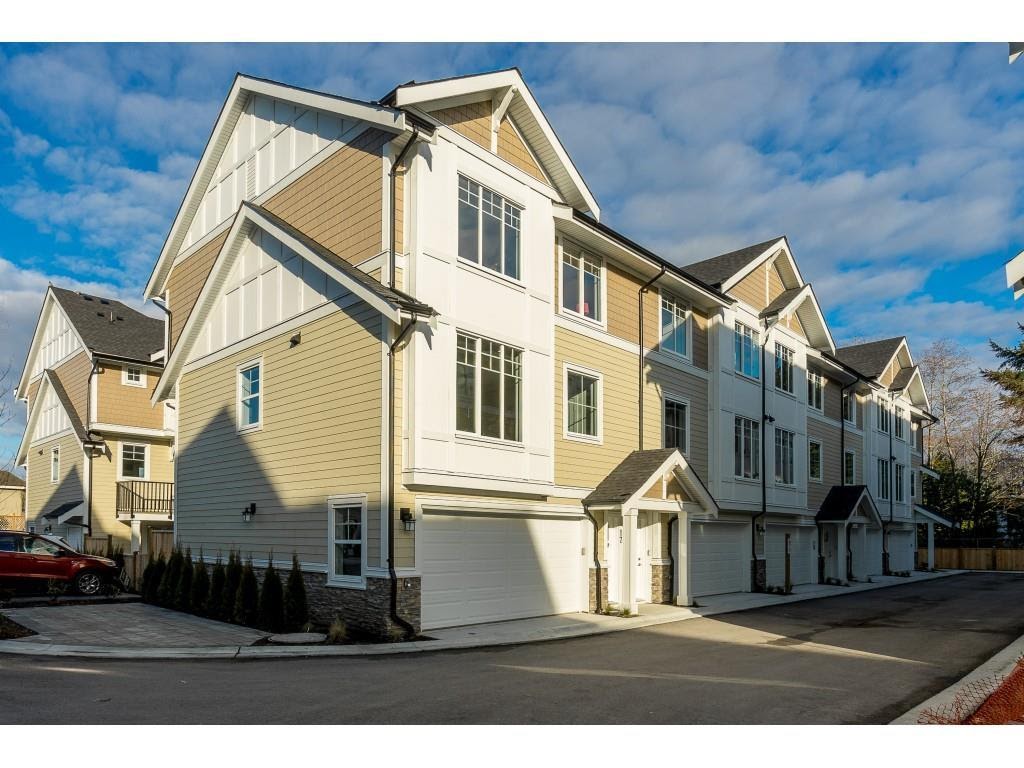 Robbie Johal PREC* Clayton Heights REALTOR - RE/MAX 2000 | 18897 68 Ave, Surrey, BC V4N 0B3, Canada | Phone: (604) 825-3079