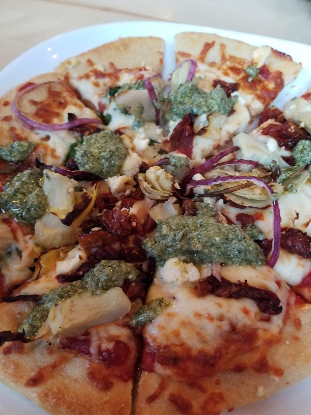 Boston Pizza | 100 McQueen Blvd, Fergus, ON N1M 3T8, Canada | Phone: (519) 787-6963
