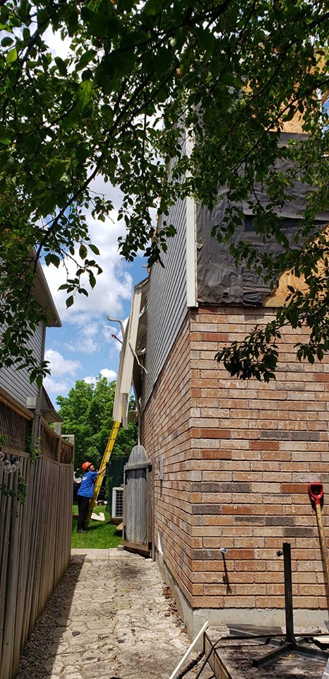 Newfoundland Roofers | 235 Quigley rd #unit 15, Hamilton, ON L8K 5M9, Canada | Phone: (289) 442-7663