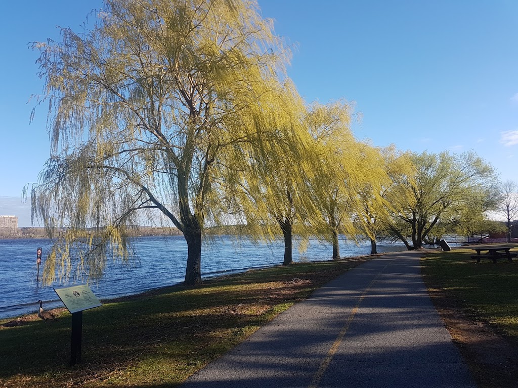 Ottawa River South Shore Riverfront Park | Island Park, Ottawa, ON K1Y, Canada