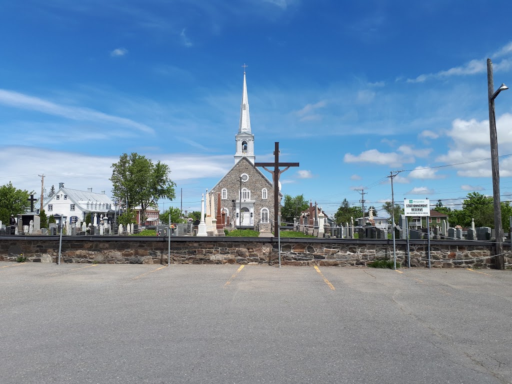 Church of Saint Charles Borromeo | 2817 Avenue Royale, Saint-Charles-de-Bellechasse, QC G0R 2T0, Canada | Phone: (418) 887-3942