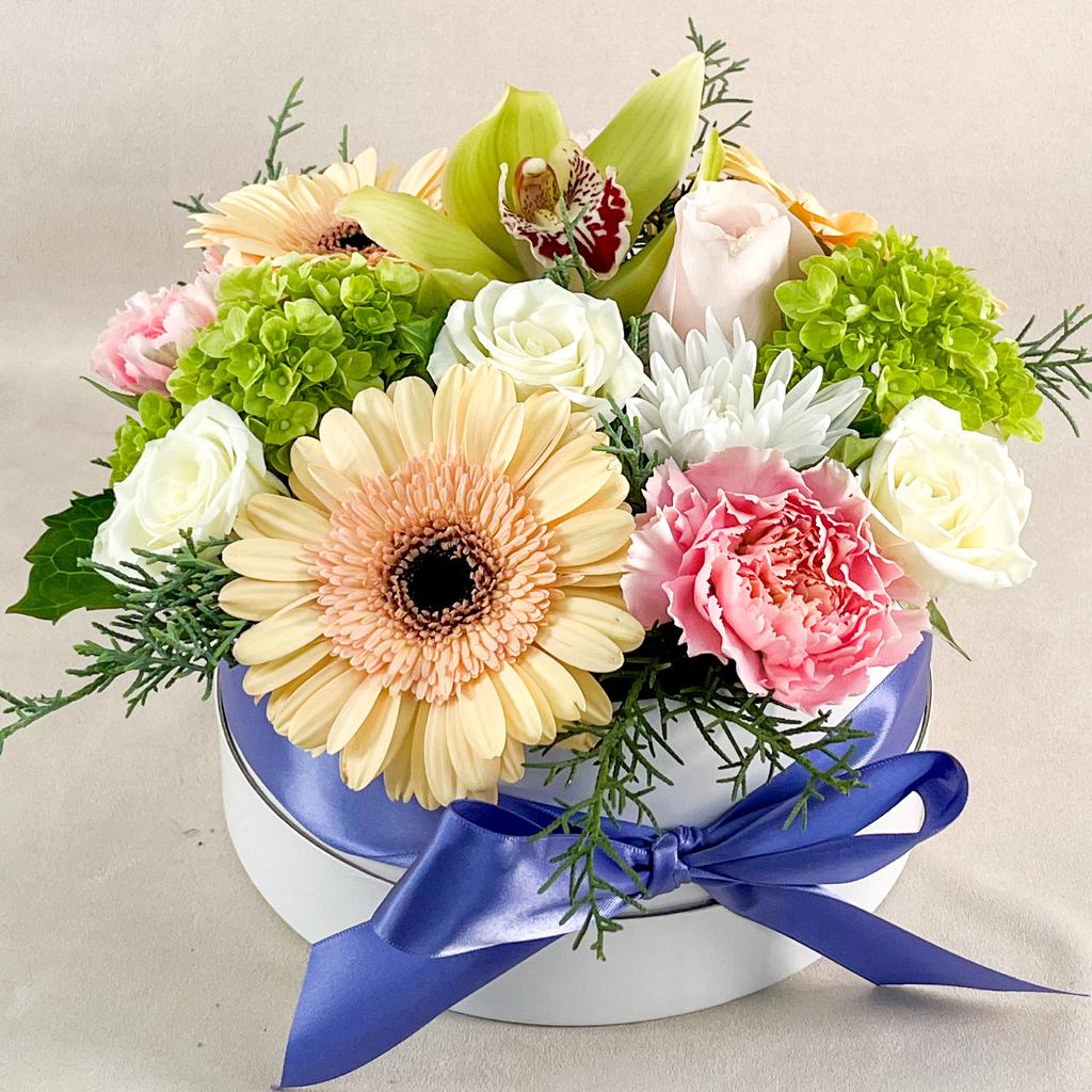 Arum Lily Flower Shop Edmonton | 17006 100 Ave NW, Edmonton, AB T5S 2E7, Canada | Phone: (780) 984-4832
