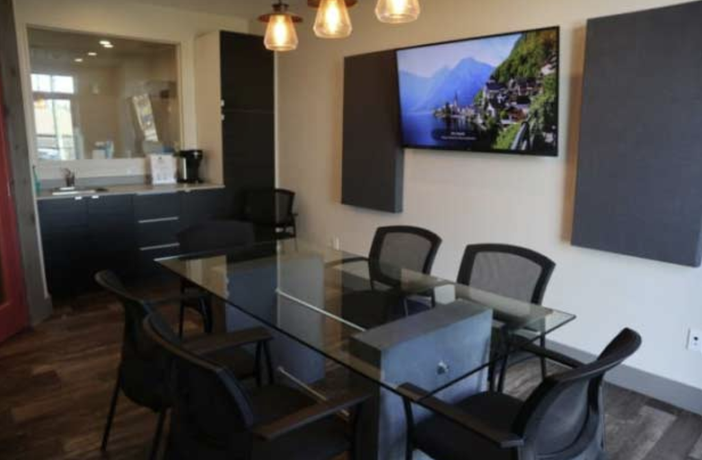 The Property Gallery Realty Inc., Brokerage - Muskoka Office | 1 Crescent Rd Suite #206, Huntsville, ON P1H 1Z6, Canada | Phone: (905) 863-7893