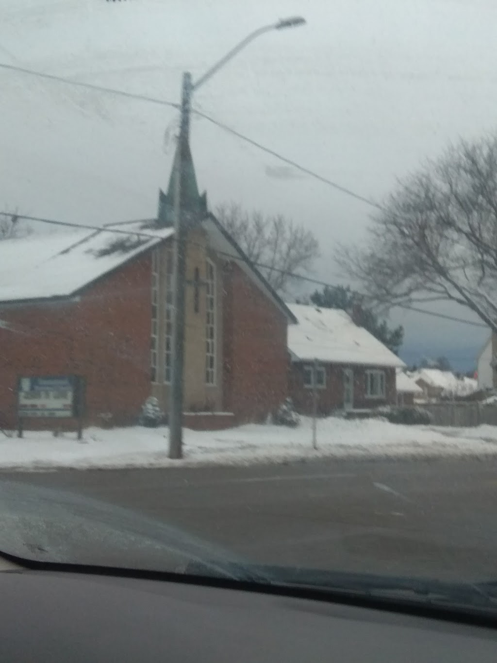 Emmanuel Reformed Church | 401 Rossland Rd W, Whitby, ON L1N 3J1, Canada | Phone: (905) 668-3542