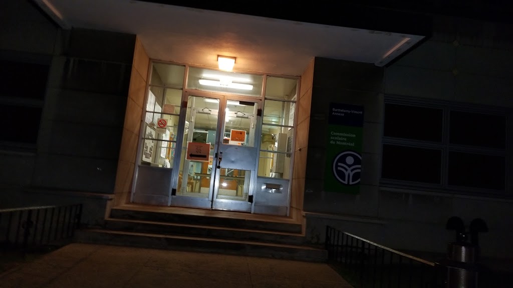 School Barthélemy Vimont Annex | 630 Rue Saint-Roch, Montréal, QC H3N 1K8, Canada | Phone: (514) 596-5180