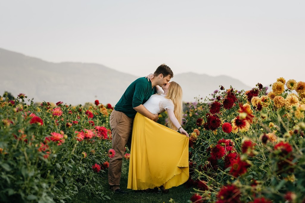 Leanne Sim Photographer | 3017 Cassiar Pl, Abbotsford, BC V2S 7G7, Canada | Phone: (604) 615-9083