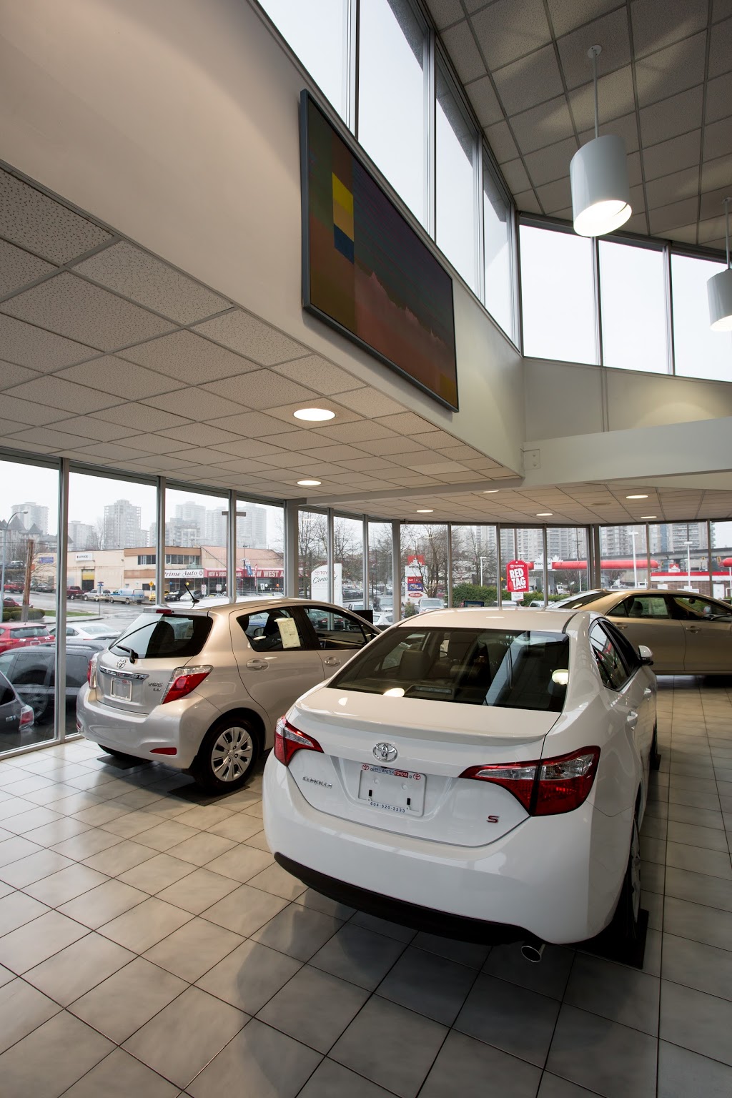 Westminster Toyota | 210 12th St, New Westminster, BC V3M 4H2, Canada | Phone: (604) 520-3333