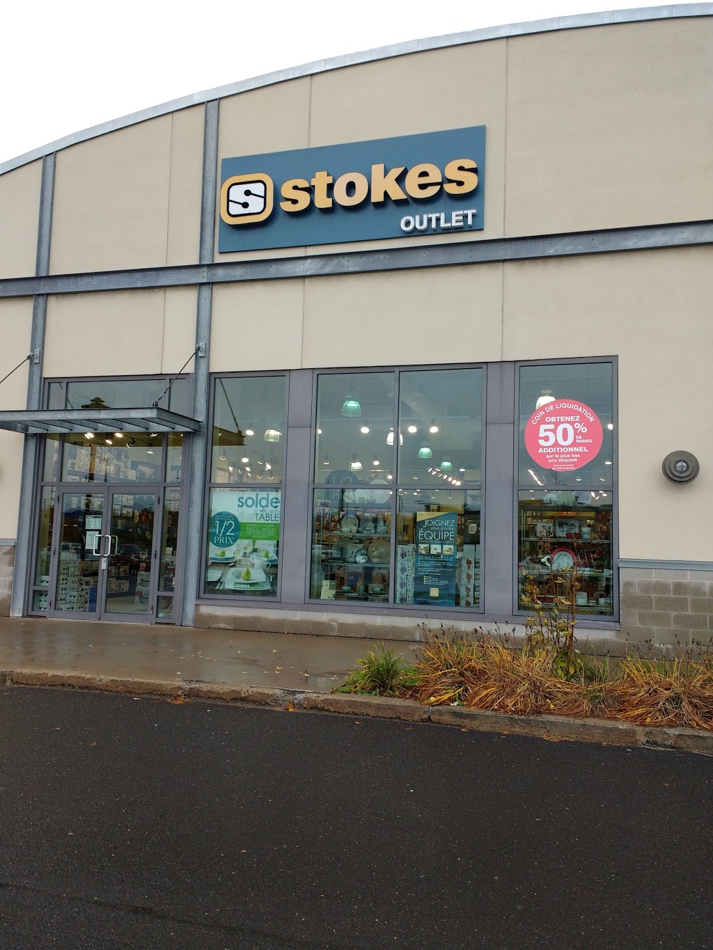 Stokes | Mega Centre Charny 625, de la Concorde #A30, Saint-Romuald, QC G6W 0A9, Canada | Phone: (418) 834-3076