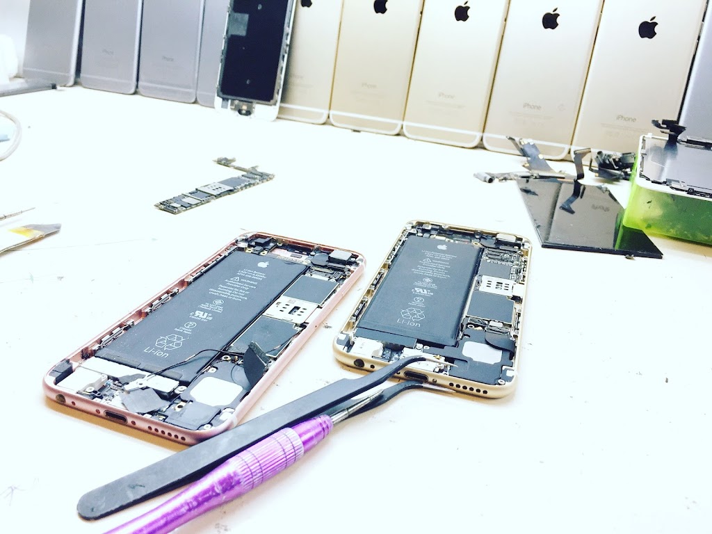 Dr. Phone Fix- South Trail Crossing | 4307 130 Ave SE #219, Calgary, AB T2Z 3V8, Canada | Phone: (403) 457-2227