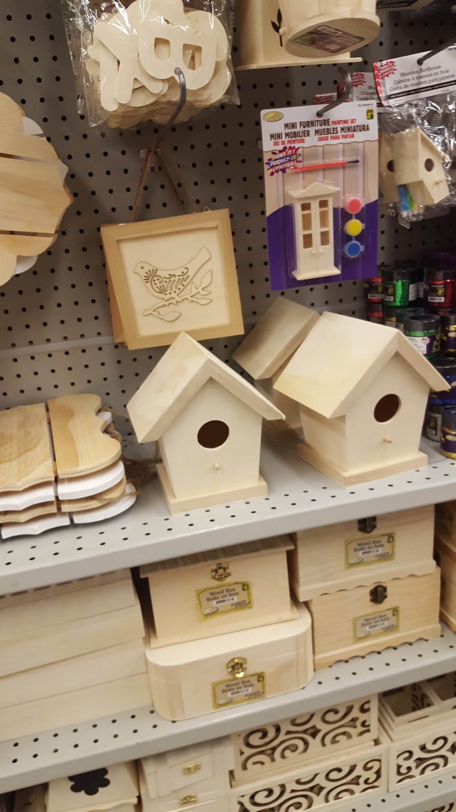 Dollarama | 2393 Ness Ave, Moray Plaza, Winnipeg, MB R3J 1A5, Canada | Phone: (204) 888-9706