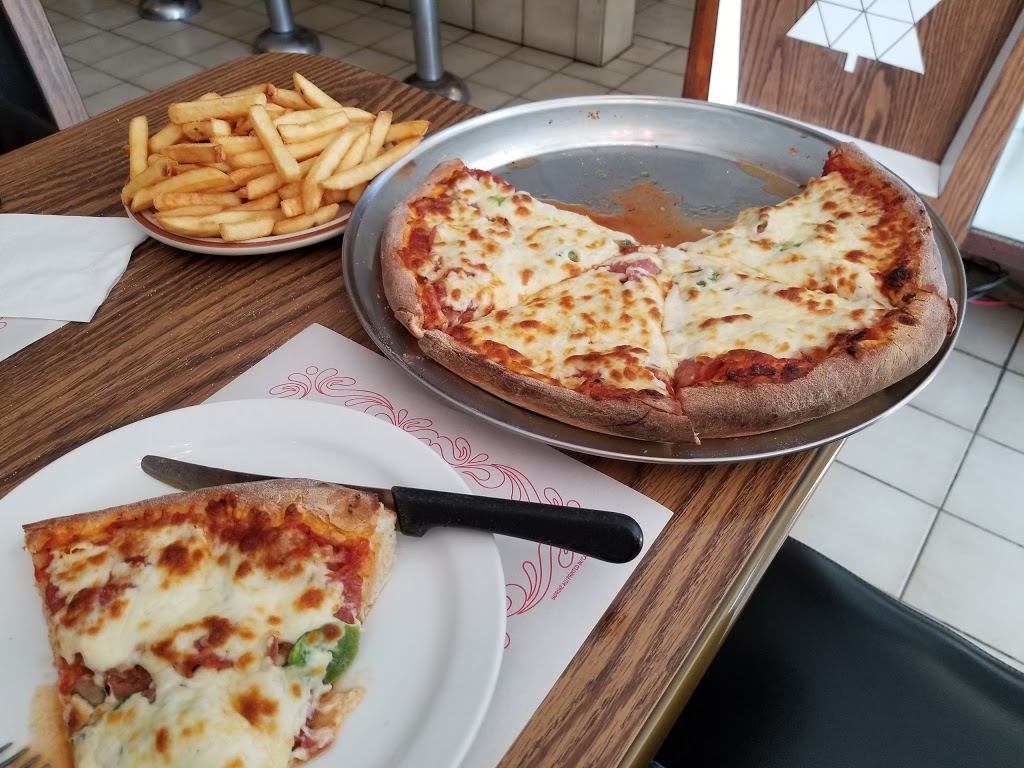 Diamond Bar B Q & Pizzeria | 125 Boulevard Arthur-Sauvé, Saint-Eustache, QC J7P 2A3, Canada | Phone: (450) 473-6891