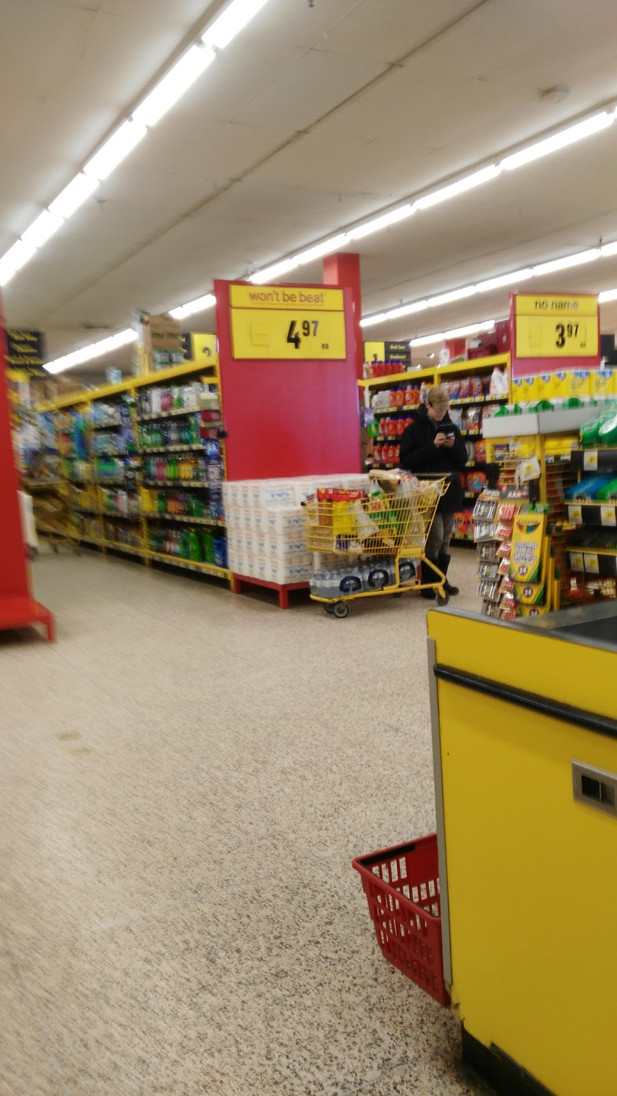 Steves No Frills | 20895 Dalton Rd, Sutton, ON L0E 1R0, Canada | Phone: (866) 987-6453