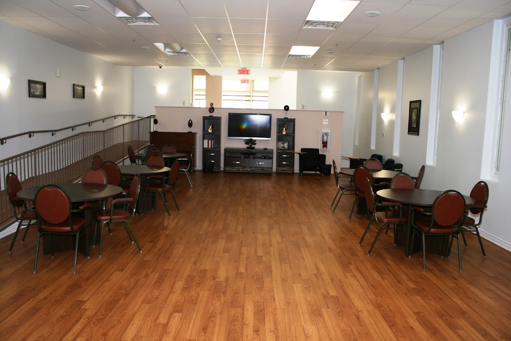 Manoir de lAcadie | 11087 Street, Rue Drouart, Montréal, QC H3M 2S4, Canada | Phone: (514) 332-4040