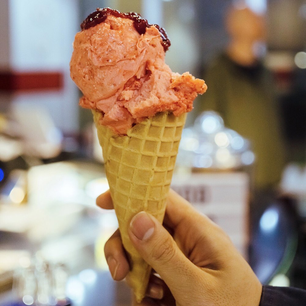 Touti Cafe - The Sweet spot | 550 Queens Quay W, Toronto, ON M5V 3M8, Canada | Phone: (647) 800-4613