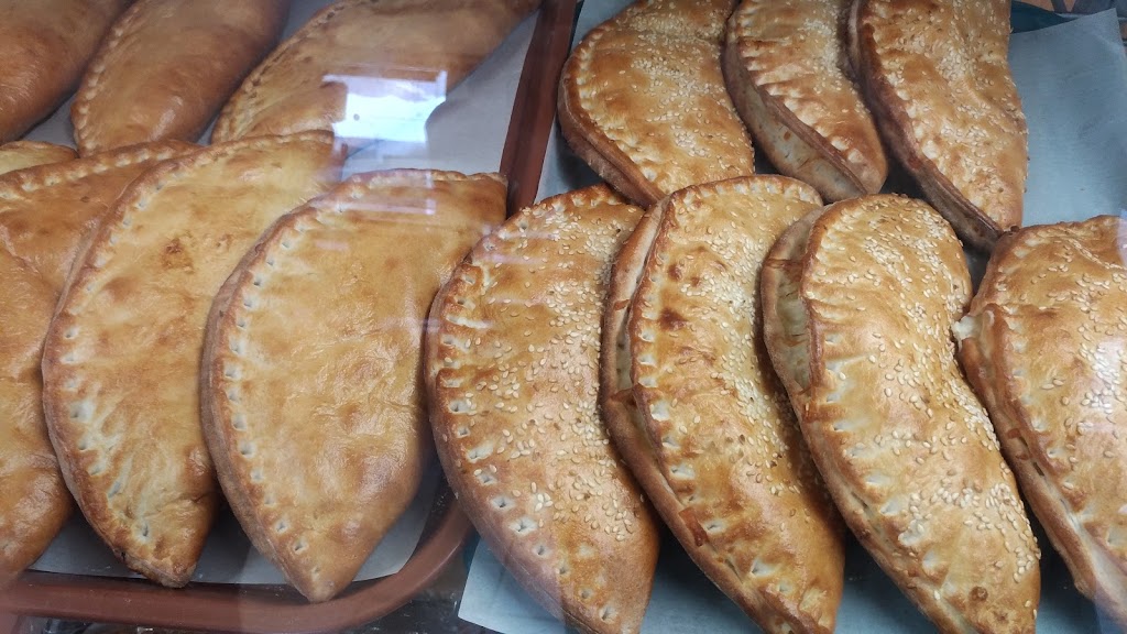 Zaatar & Cheese bakery | 304 McArthur Ave., Ottawa, ON K1L 6P2, Canada | Phone: (613) 744-6000