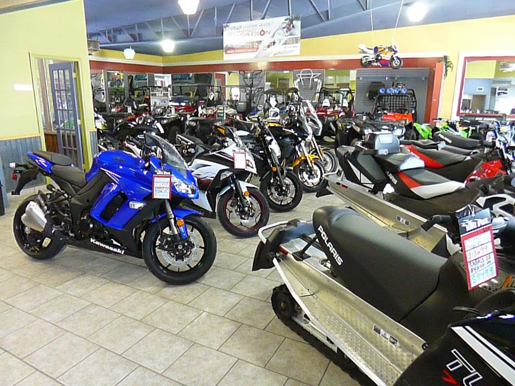 Beauce Sports Inc | 610 Boulevard Vachon S, Sainte-Marie, QC G6E 1Y2, Canada | Phone: (888) 711-0929