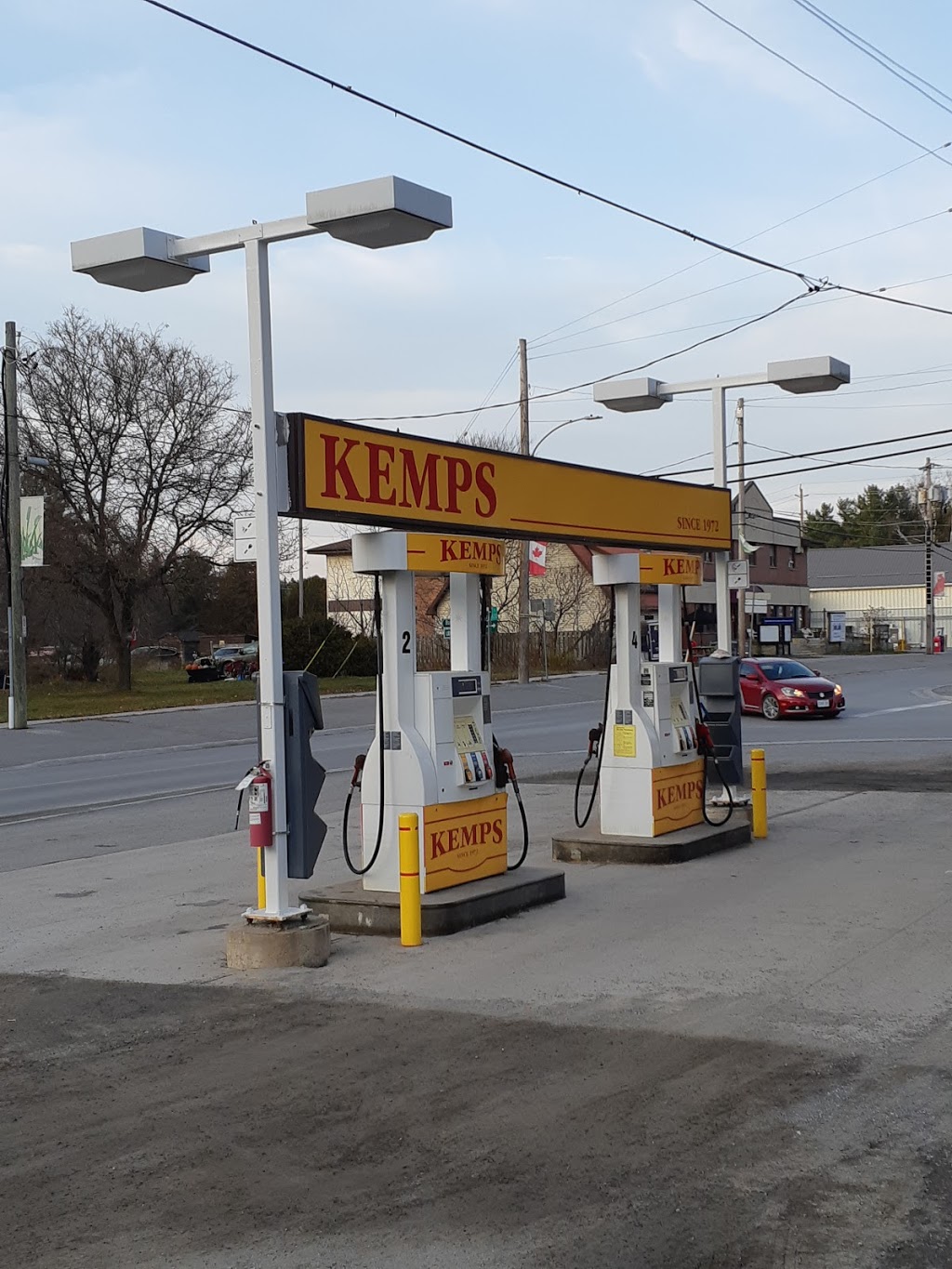 Shell | convenience store | 111 Burleigh St, Apsley, ON K0L 1A0, Canada | 7056564311 OR +1 705-656-4311
