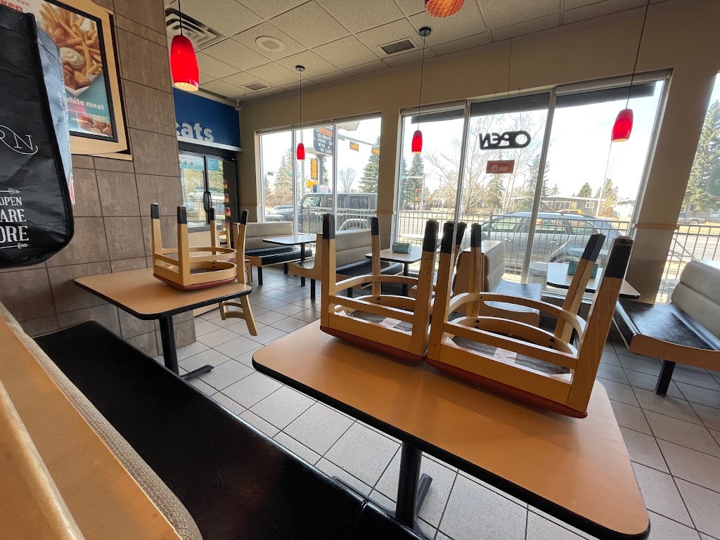 Dairy Queen | 7460 76 Ave NW, Edmonton, AB T6B 0B3, Canada | Phone: (780) 466-1535