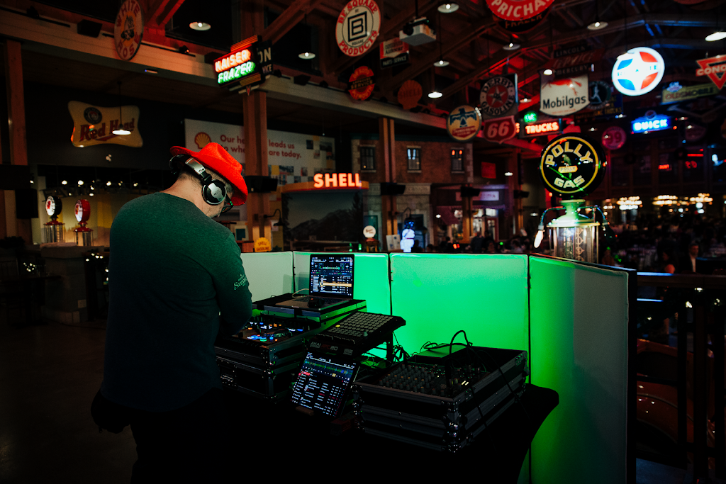 Analog Squad | 136 Tamarac Blvd, Springbrook, AB T4S 1V6, Canada | Phone: (403) 397-5882