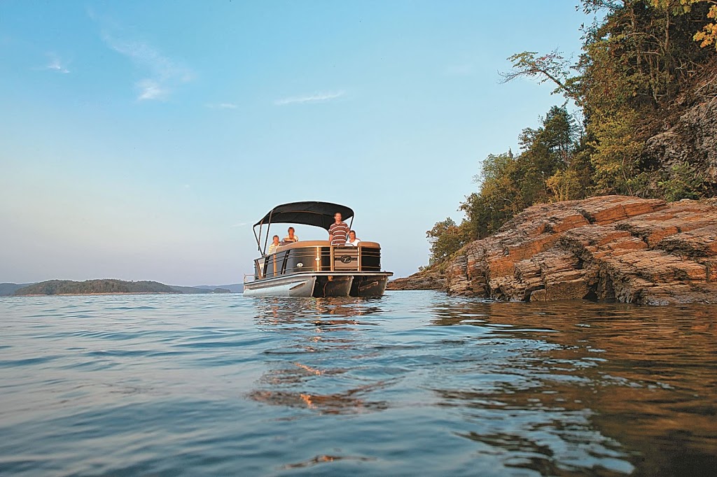 wakethelakepenticton | 3895 Lakeside Rd, Penticton, BC V2A 8W3, Canada | Phone: (250) 809-2258